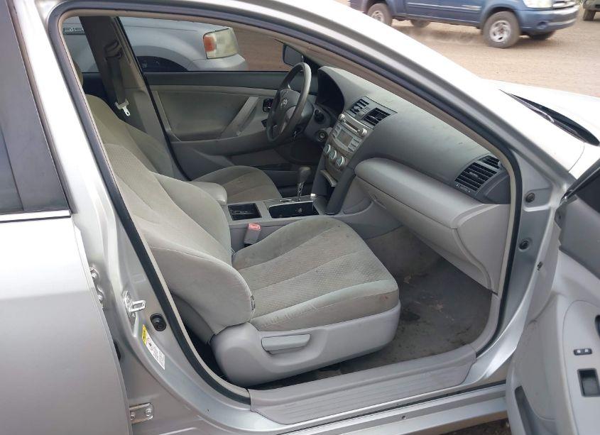 Photo 5 of 2007 Toyota Camry LE V6 (VIN 4T1BK46K47U020818)