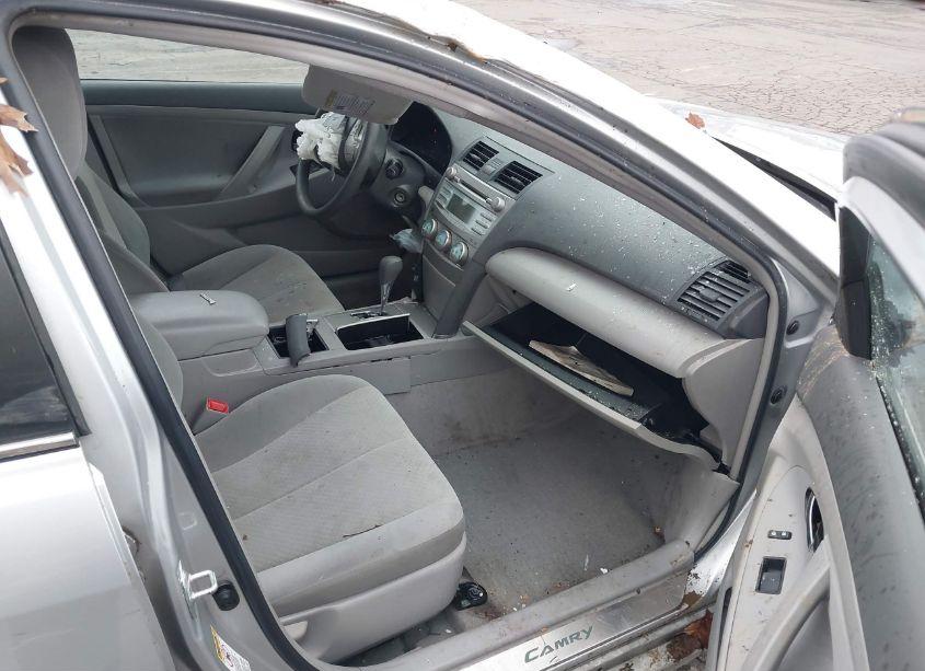 Photo 5 of 2007 Toyota Camry LE V6 (VIN 4T1BK46K47U042138)