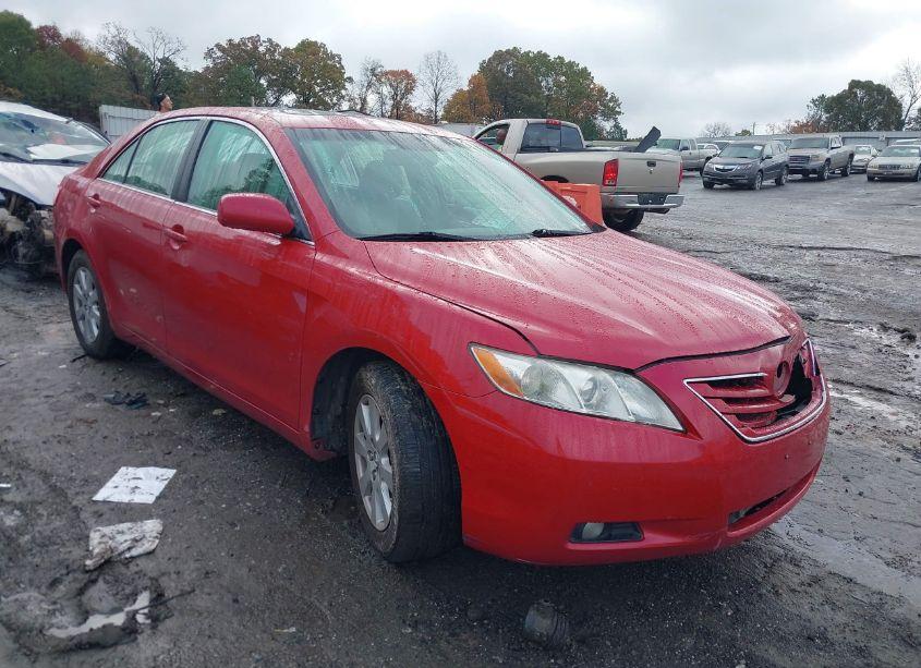 2007 Toyota Camry XLE V6 (VIN 4T1BK46K47U050739) main photo