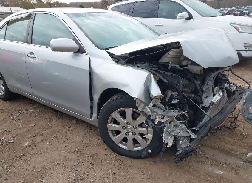 2007 Toyota Camry XLE V6 (VIN 4T1BK46K47U521417) main photo