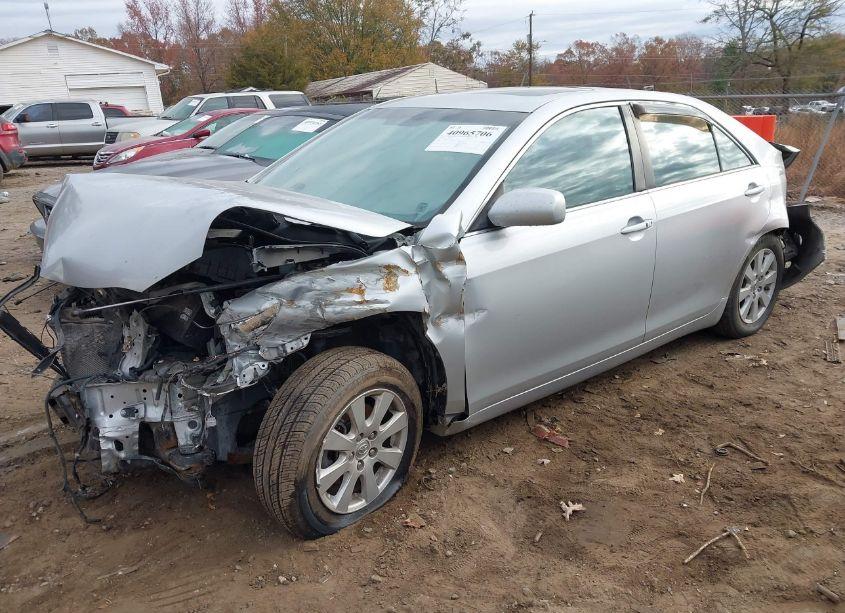 Photo 2 of 2007 Toyota Camry XLE V6 (VIN 4T1BK46K47U521417)