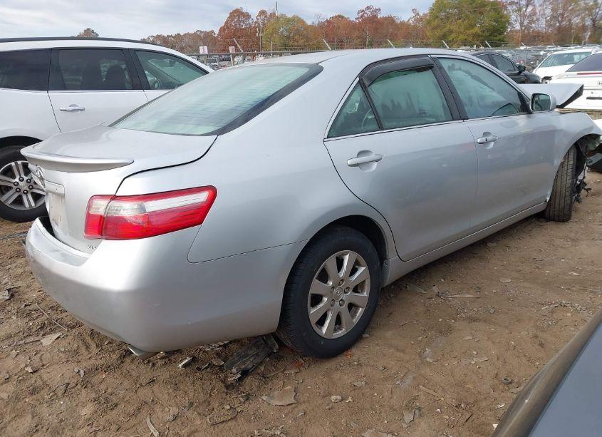 Photo 4 of 2007 Toyota Camry XLE V6 (VIN 4T1BK46K47U521417)