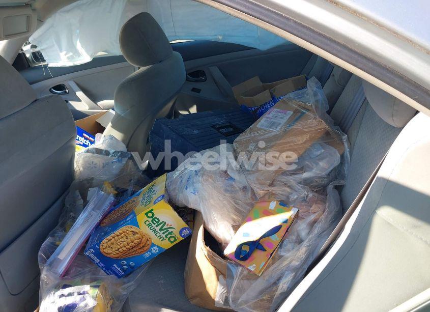 Photo 8 of 2007 Toyota Camry LE V6 (VIN 4T1BK46K47U524401)