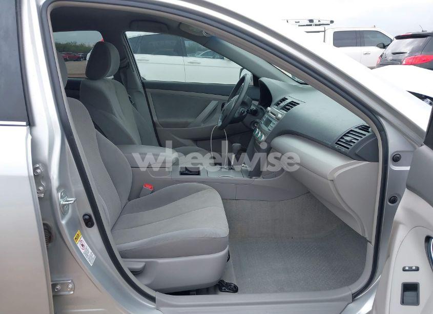 Photo 5 of 2008 Toyota Camry LE V6 (VIN 4T1BK46K48U060978)