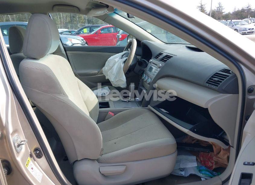 Photo 5 of 2009 Toyota Camry LE V6 (VIN 4T1BK46K49U089320)