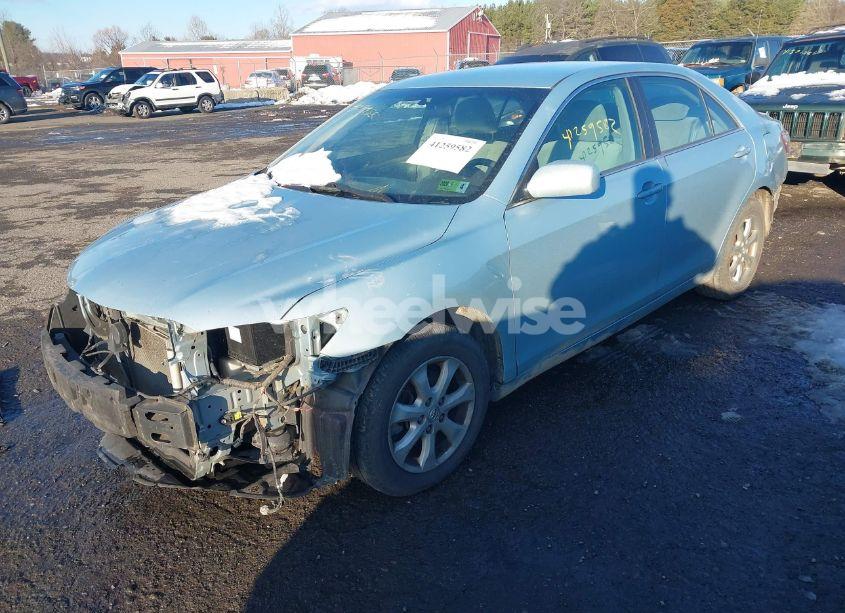 Photo 2 of 2009 Toyota Camry LE V6 (VIN 4T1BK46K49U580969)
