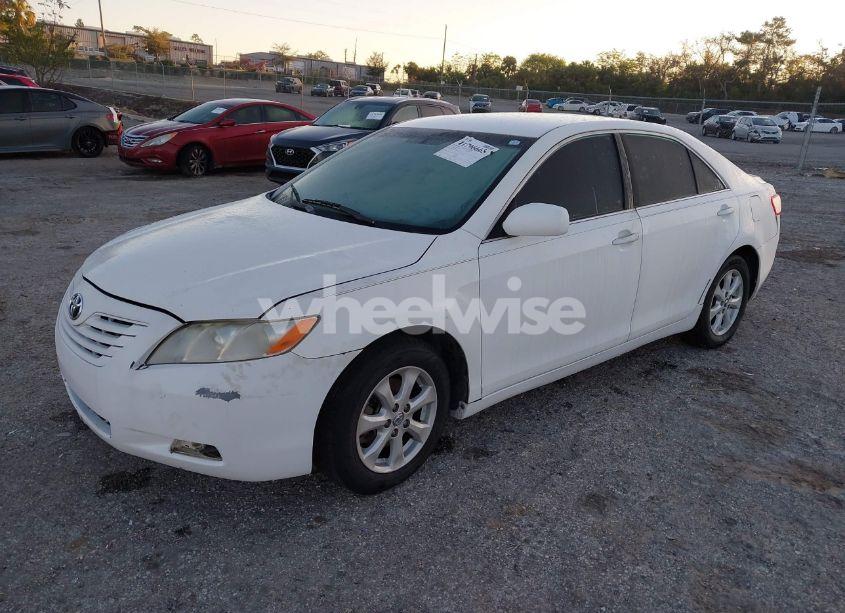 Photo 2 of 2009 Toyota Camry LE V6 (VIN 4T1BK46K49U587100)