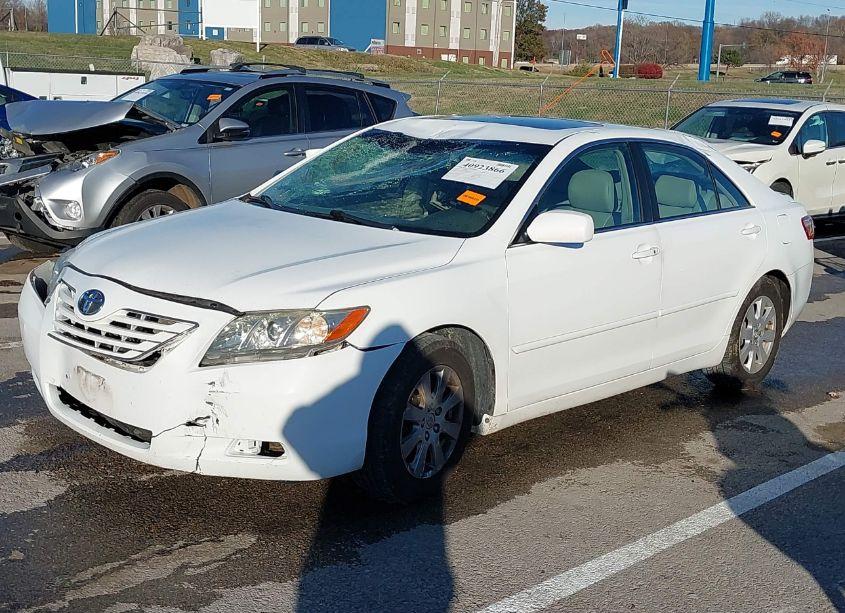 Photo 2 of 2009 Toyota Camry XLE V6 (VIN 4T1BK46K49U590949)