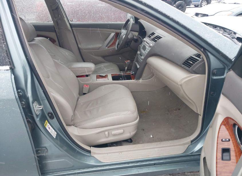 Photo 5 of 2009 Toyota Camry XLE V6 (VIN 4T1BK46K49U592555)