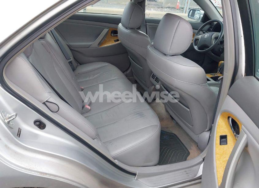 Photo 8 of 2007 Toyota Camry XLE V6 (VIN 4T1BK46K57U011044)