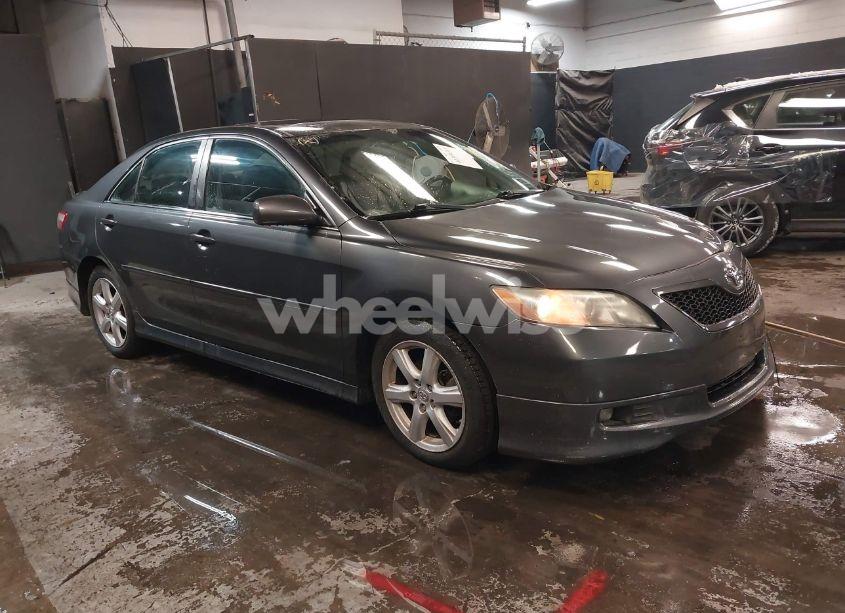 2007 Toyota Camry SE V6 (VIN 4T1BK46K57U030032) main photo