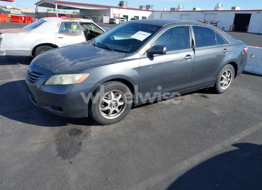 Photo 2 of 2007 Toyota Camry LE V6 (VIN 4T1BK46K57U030290)