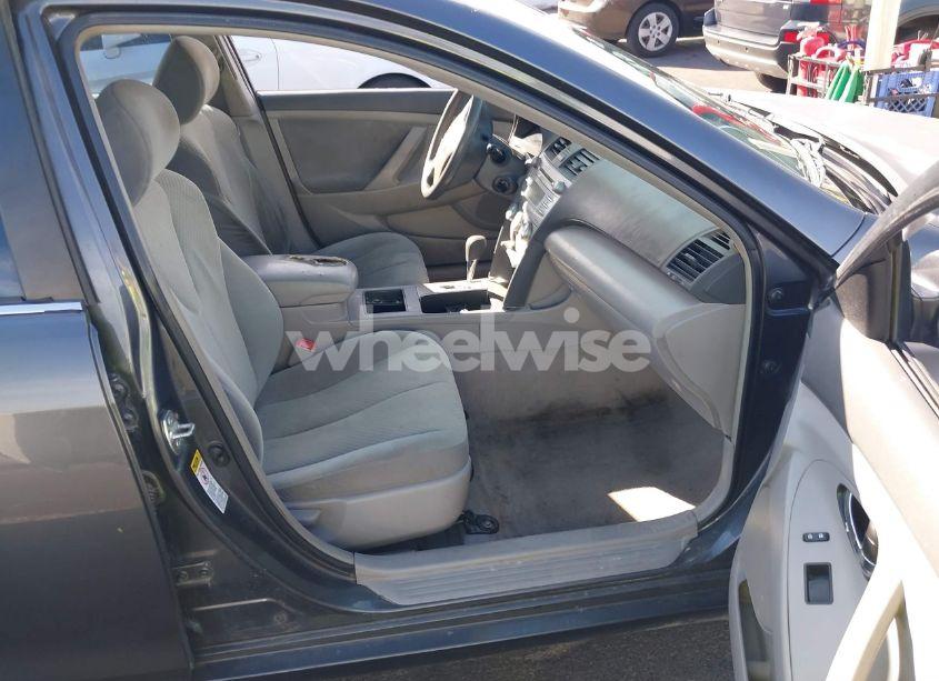 Photo 5 of 2007 Toyota Camry LE V6 (VIN 4T1BK46K57U030290)