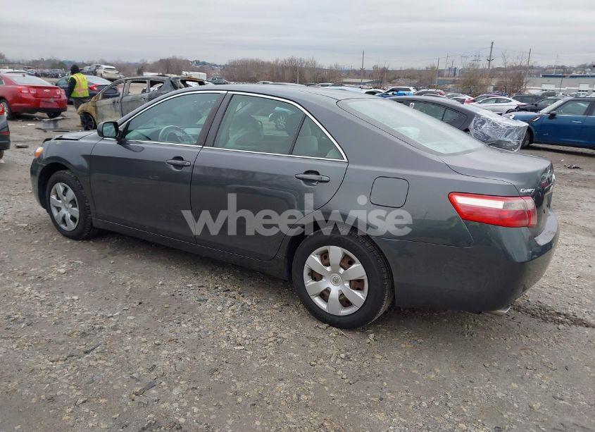 Photo 3 of 2007 Toyota Camry LE V6 (VIN 4T1BK46K57U051351)