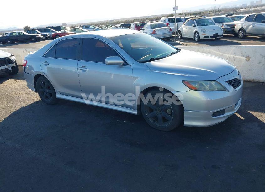 2007 Toyota Camry SE V6 (VIN 4T1BK46K57U052791) main photo