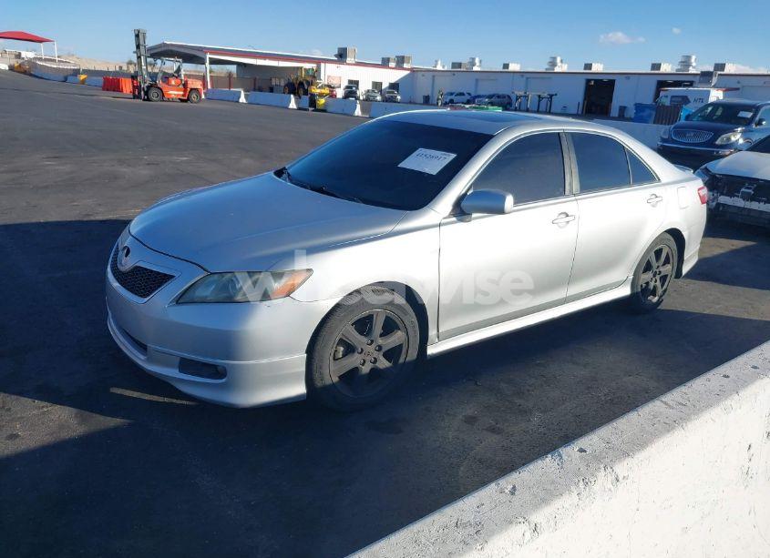 Photo 2 of 2007 Toyota Camry SE V6 (VIN 4T1BK46K57U052791)