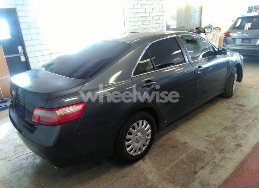 Photo 4 of 2007 Toyota Camry LE V6 (VIN 4T1BK46K57U510958)