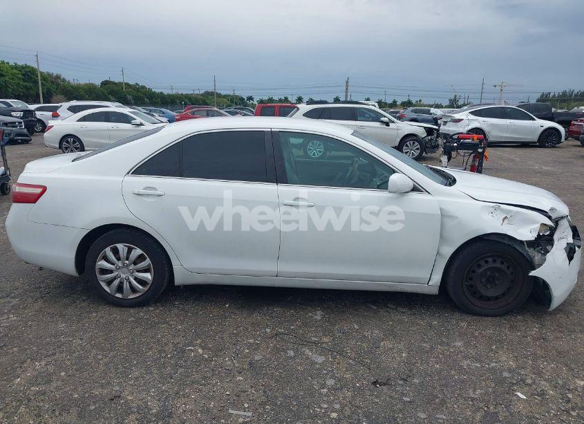 Photo 13 of 2007 Toyota Camry LE V6 (VIN 4T1BK46K57U514508)