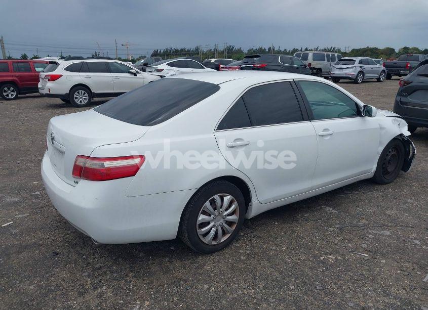 Photo 4 of 2007 Toyota Camry LE V6 (VIN 4T1BK46K57U514508)