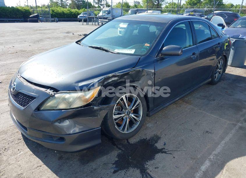 Photo 2 of 2007 Toyota Camry SE V6 (VIN 4T1BK46K57U552451)