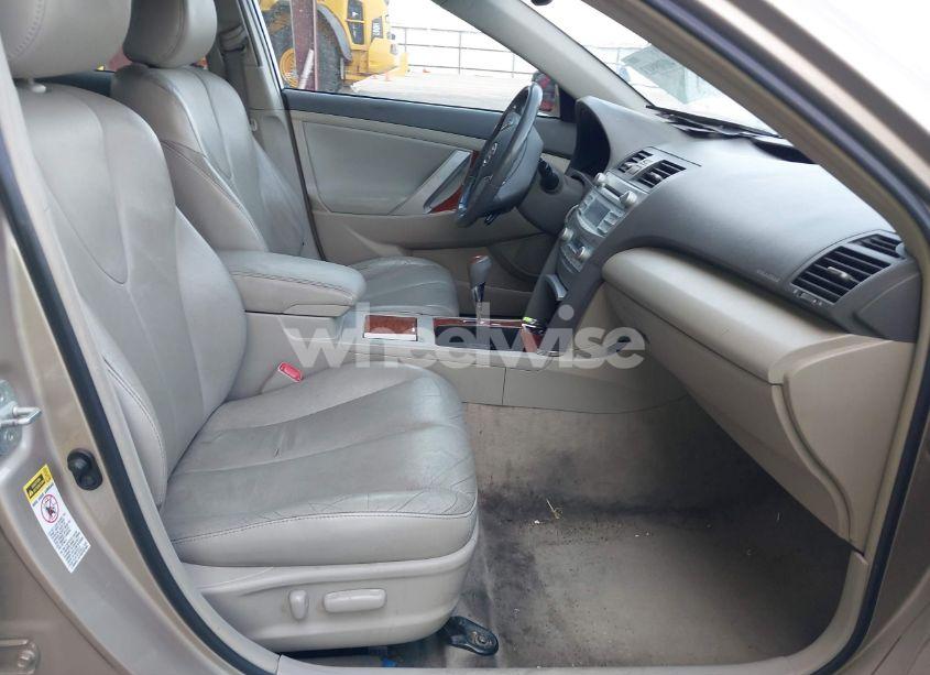 Photo 5 of 2009 Toyota Camry XLE V6 (VIN 4T1BK46K59U094736)