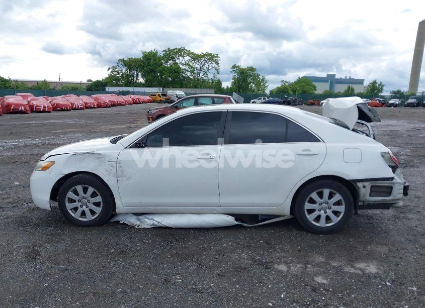Photo 13 of 2009 Toyota Camry LE V6/SE V6/XLE V6 (VIN 4T1BK46K59U588966)