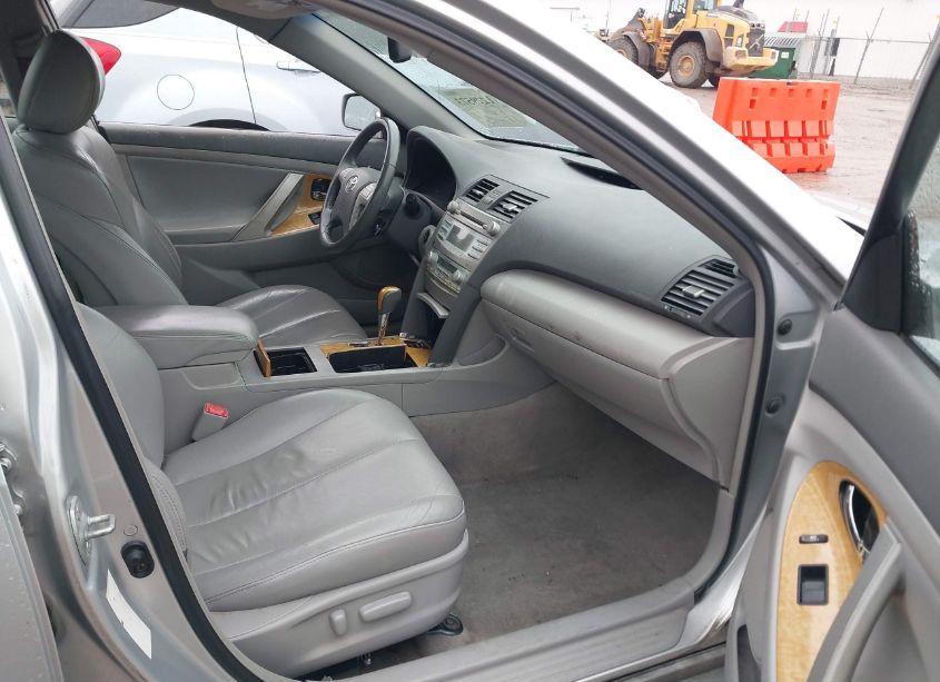 Photo 5 of 2007 Toyota Camry XLE V6 (VIN 4T1BK46K67U015796)