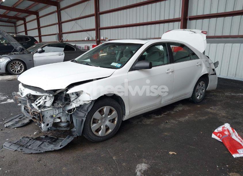 Photo 2 of 2007 Toyota Camry LE V6 (VIN 4T1BK46K67U537392)