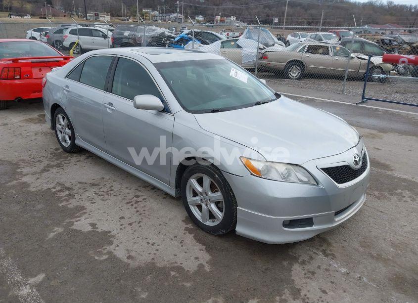 2007 Toyota Camry SE V6 (VIN 4T1BK46K67U547114) main photo