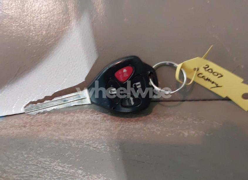 Photo 11 of 2007 Toyota Camry XLE V6 (VIN 4T1BK46K77U005200)