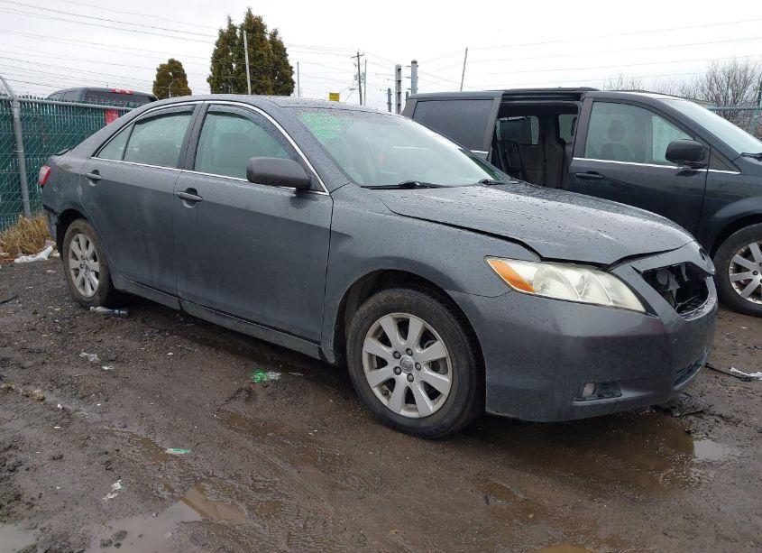 2007 Toyota Camry XLE V6 (VIN 4T1BK46K77U036558) main photo