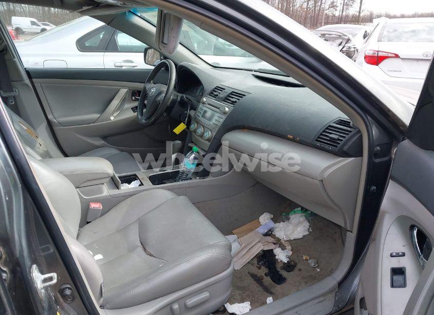 Photo 5 of 2007 Toyota Camry SE V6 (VIN 4T1BK46K77U530015)