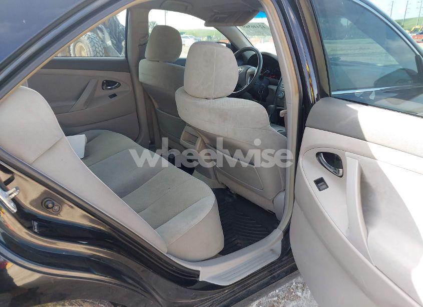 Photo 8 of 2008 Toyota Camry LE V6/SE V6/XLE V6 (VIN 4T1BK46K78U060358)