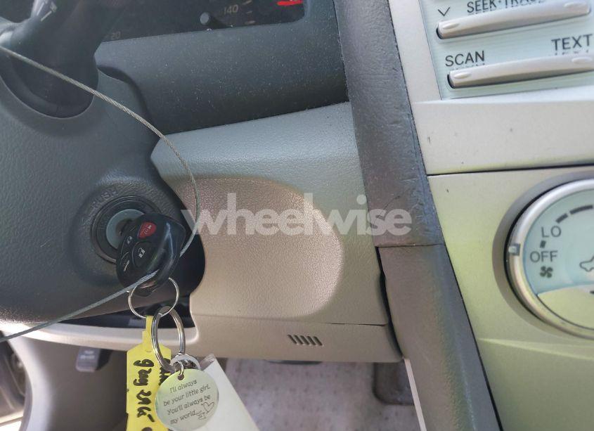 Photo 11 of 2009 Toyota Camry LE V6 (VIN 4T1BK46K79U094172)