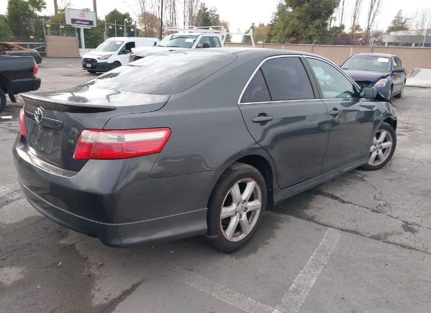 Photo 4 of 2009 Toyota Camry SE V6 (VIN 4T1BK46K79U097007)