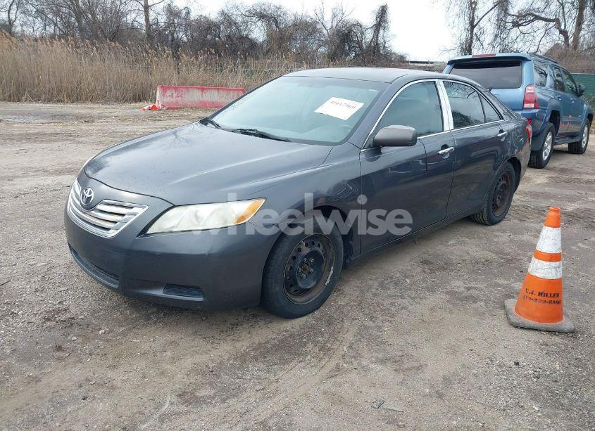 Photo 2 of 2009 Toyota Camry LE V6 (VIN 4T1BK46K79U585650)