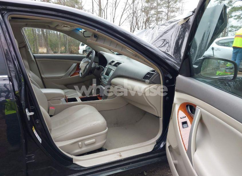 Photo 5 of 2009 Toyota Camry XLE V6 (VIN 4T1BK46K79U594896)