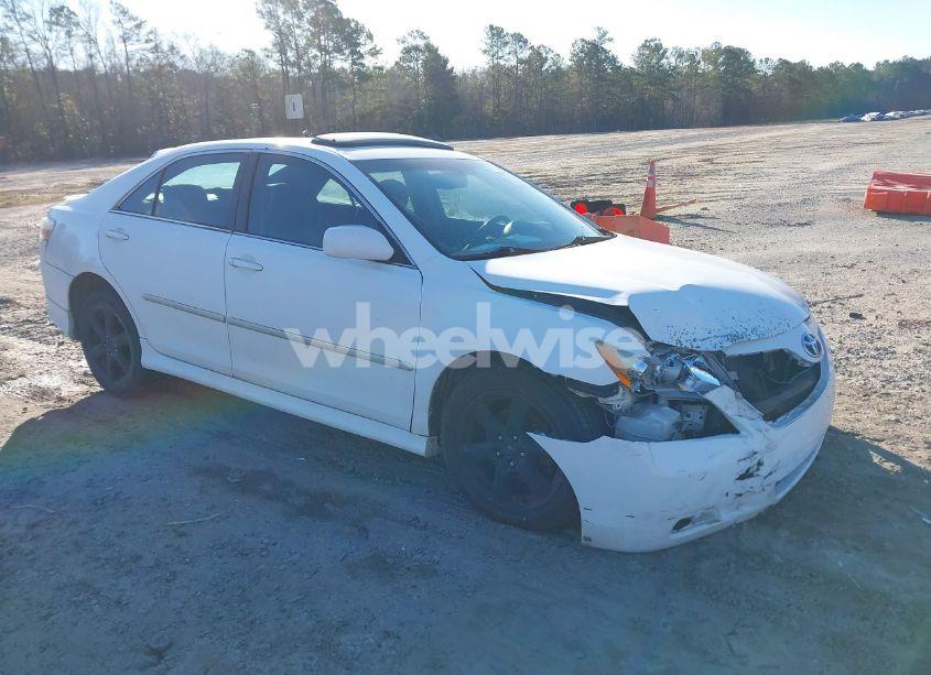 2007 Toyota Camry SE V6 (VIN 4T1BK46K87U531738) main photo