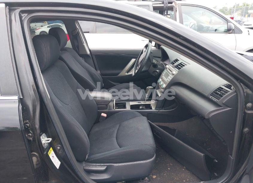 Photo 5 of 2009 Toyota Camry SE V6 (VIN 4T1BK46K89U093564)