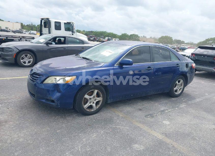 Photo 2 of 2007 Toyota Camry LE V6 (VIN 4T1BK46K97U053877)