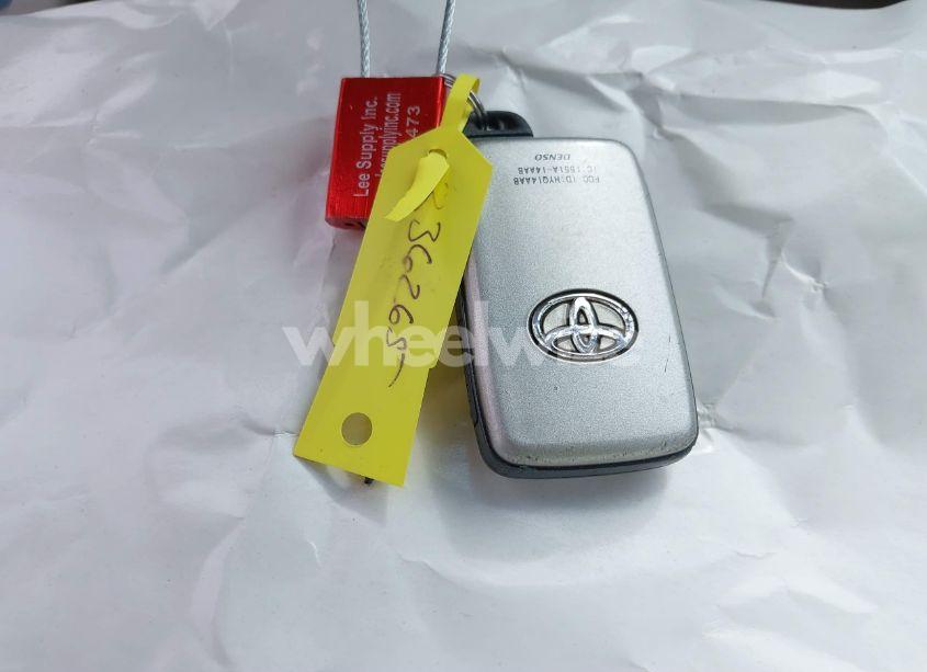 Photo 11 of 2007 Toyota Camry XLE V6 (VIN 4T1BK46K97U507383)