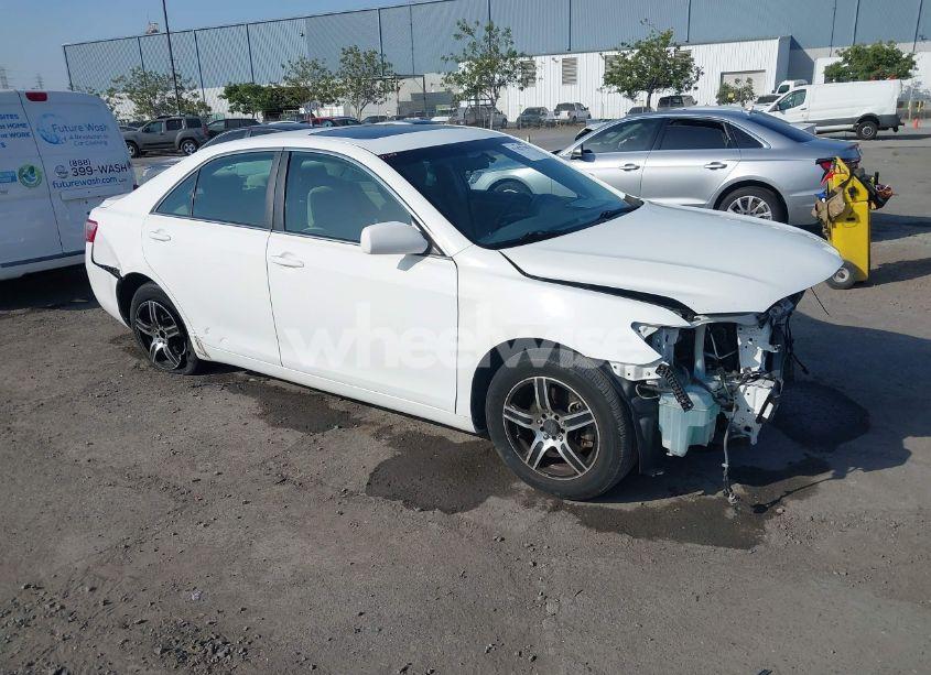2007 Toyota Camry LE V6 (VIN 4T1BK46K97U530307) main photo