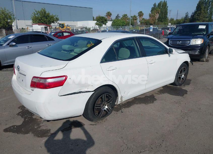 Photo 4 of 2007 Toyota Camry LE V6 (VIN 4T1BK46K97U530307)