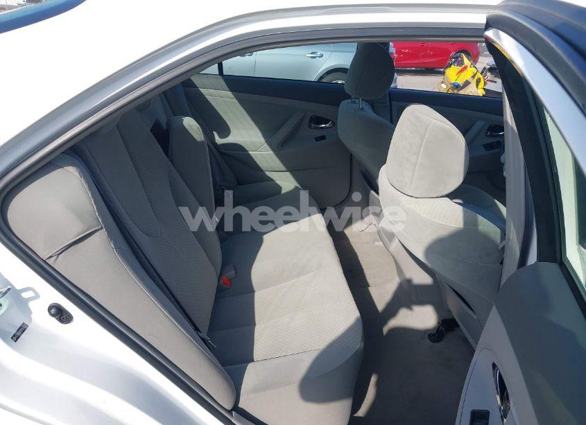 Photo 8 of 2007 Toyota Camry LE V6 (VIN 4T1BK46K97U530307)