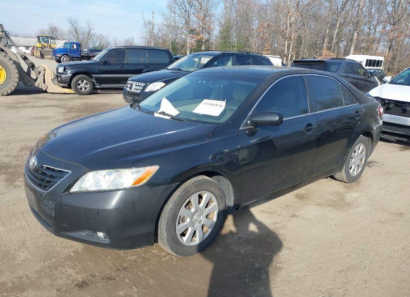 Photo 2 of 2007 Toyota Camry XLE V6 (VIN 4T1BK46K97U543915)