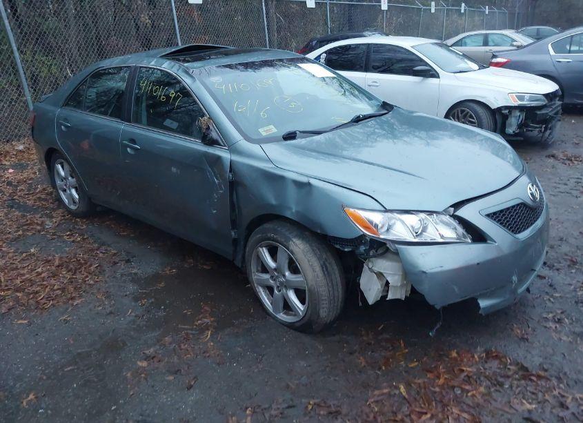 2008 Toyota Camry SE V6 (VIN 4T1BK46K98U564720) main photo