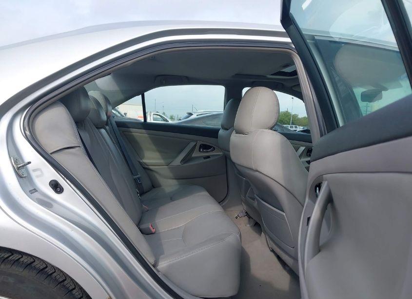 Photo 8 of 2008 Toyota Camry SE V6 (VIN 4T1BK46K98U570145)