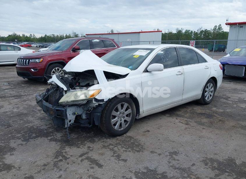 Photo 2 of 2009 Toyota Camry SE/LE/XLE (VIN 4T1BK46K99U586430)