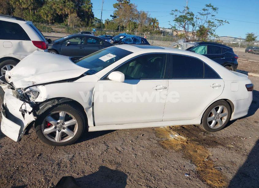 Photo 14 of 2009 Toyota Camry SE V6 (VIN 4T1BK46K99U595077)