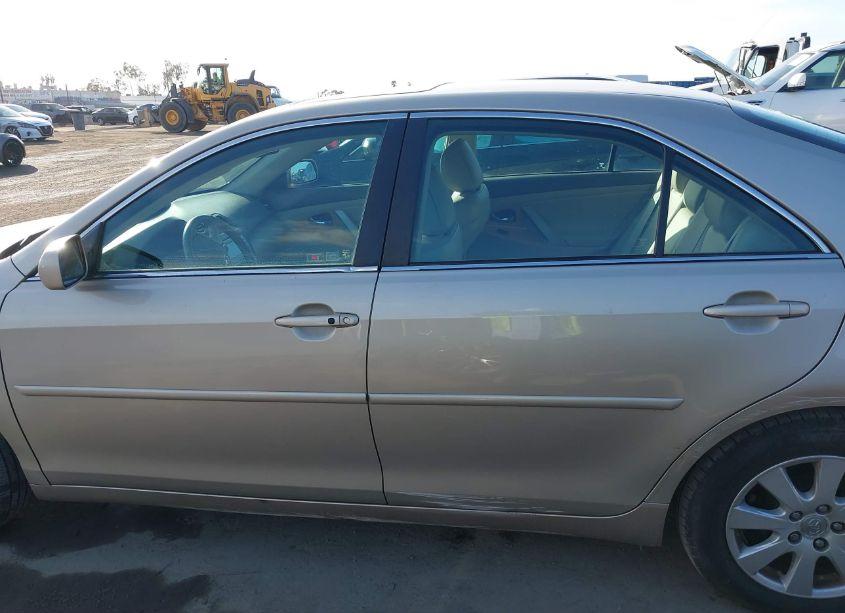 Photo 15 of 2007 Toyota Camry XLE V6 (VIN 4T1BK46KX7U008625)